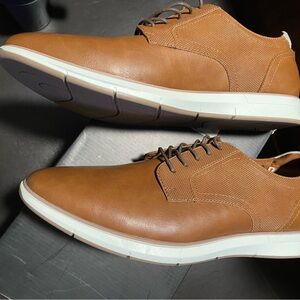 Alfani Tan Leather Oxfords NWT IN THE BOX